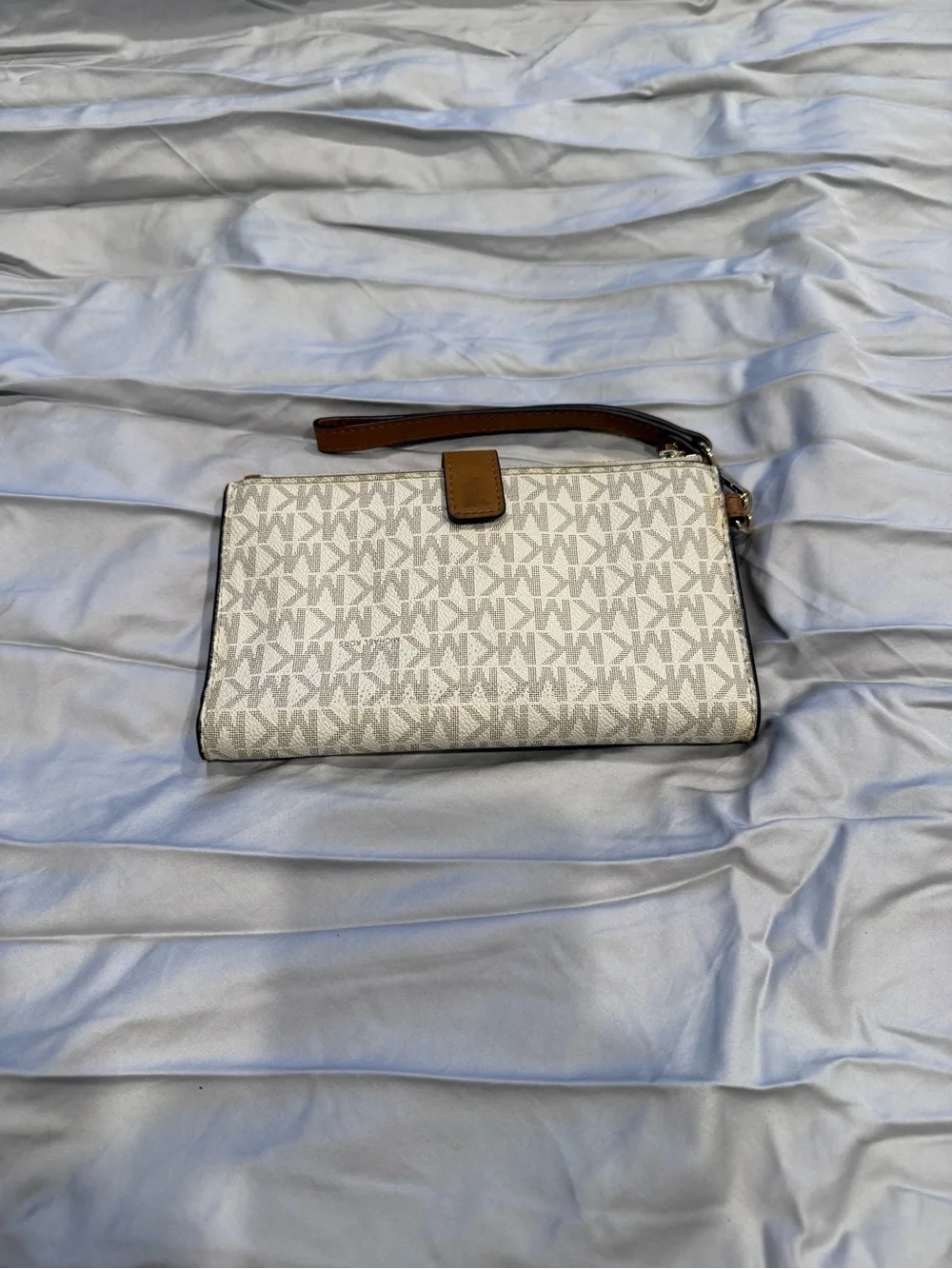 Michael Kors Cream/Beige MK Signature Zip Clutch